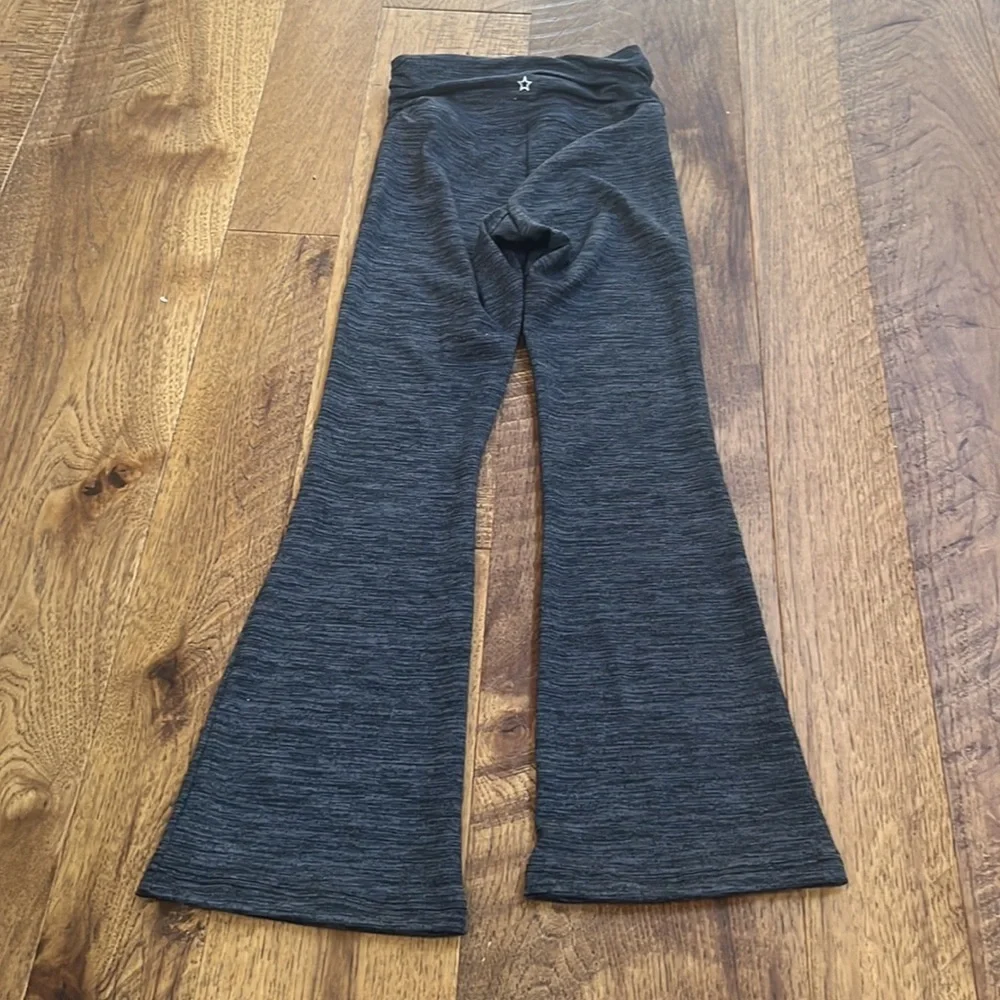 Sls Apparel Girl’s Grey Flare Leggings Size S